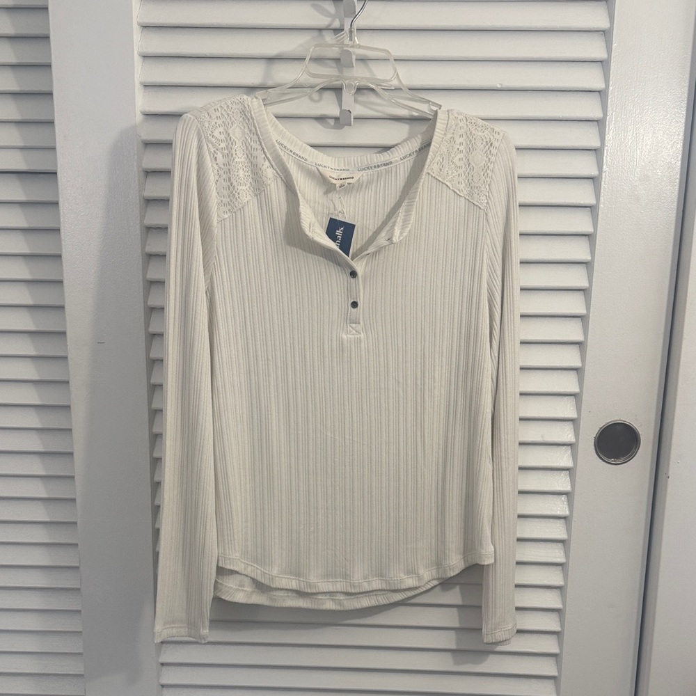 NWT Lucky Brand Cream Long Sleeve Top - Size Large